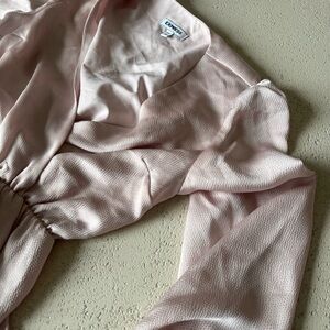 Satin Silky aesthetic long sleeve rose pink dress - Express - size XXS